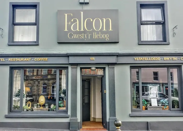 Falcon Hotel