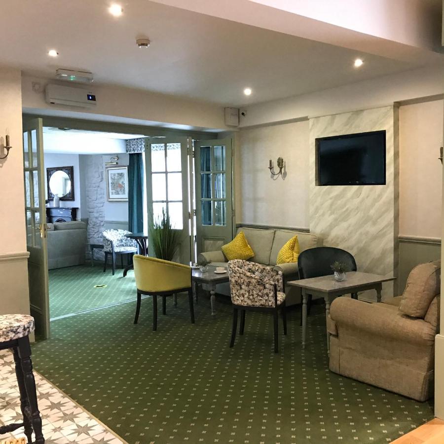 Falcon Hotel 3*